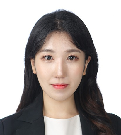 Portrait of Minjoo Kim